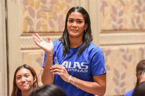 Fifi Sharma rejoins La Salle teammates in Alas .